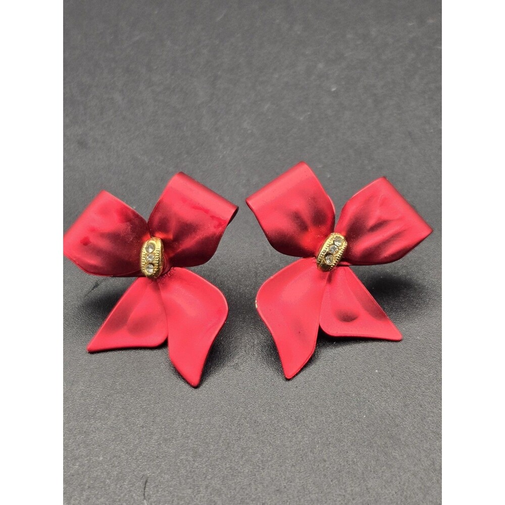 Vingtage Signed Tona Christmas Bow Earrings